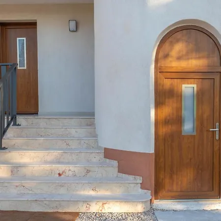 Appartement Moderne 1 - Frejus Apartment *