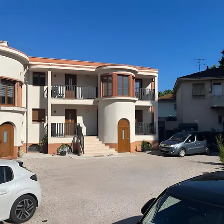 Moderne 1 à Fréjus